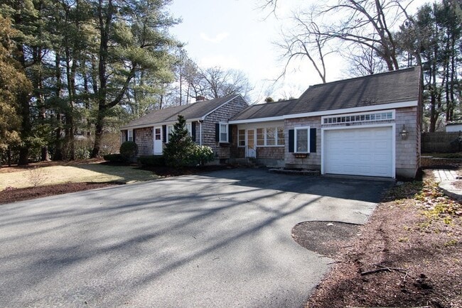 Photo - 98 Hillcrest Dr