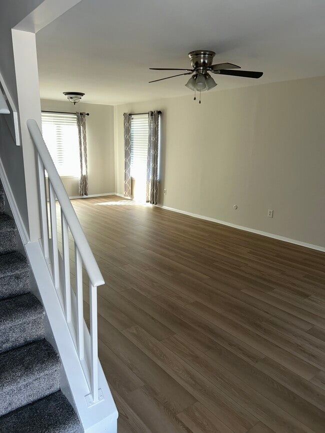 Photo - 232 Fir Tree Ct