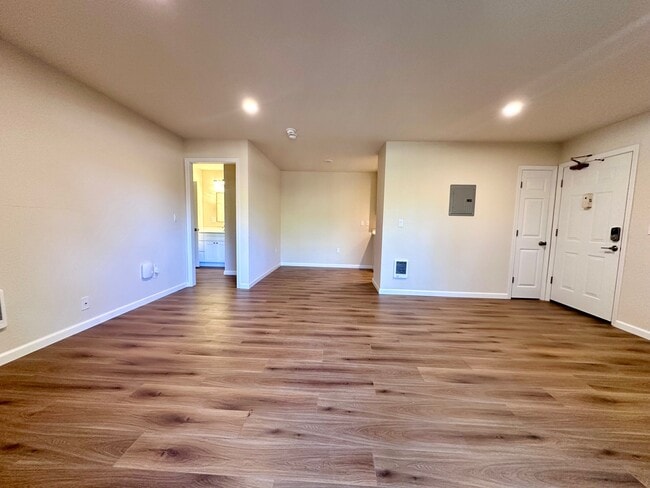 Photo - 415 Ignacio Blvd Unidad 139