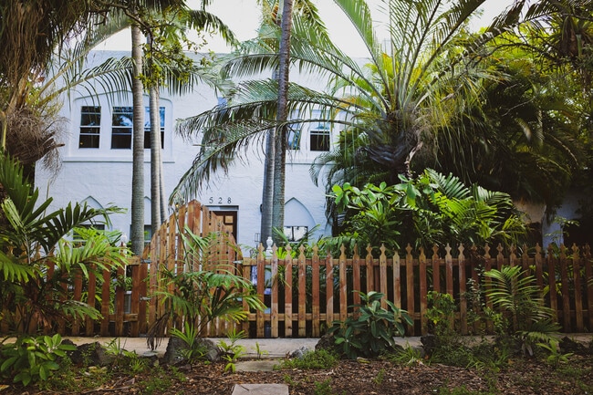 Photo - 528 NW 47th St Unit 528