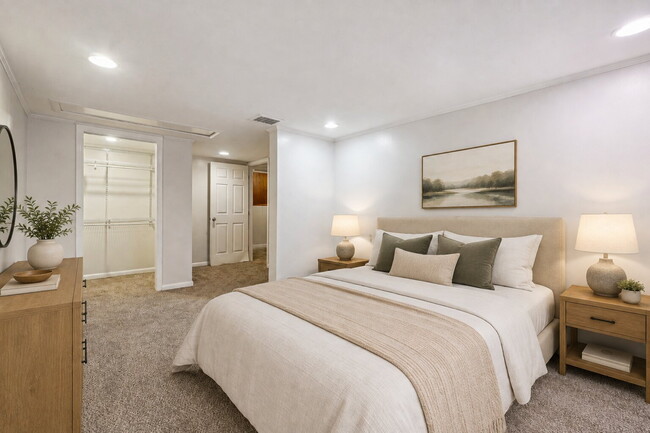 Photo - Modern Comfort Meets Prime Atlanta Location – Schedule Your Tour Today! Unit 2073 - B