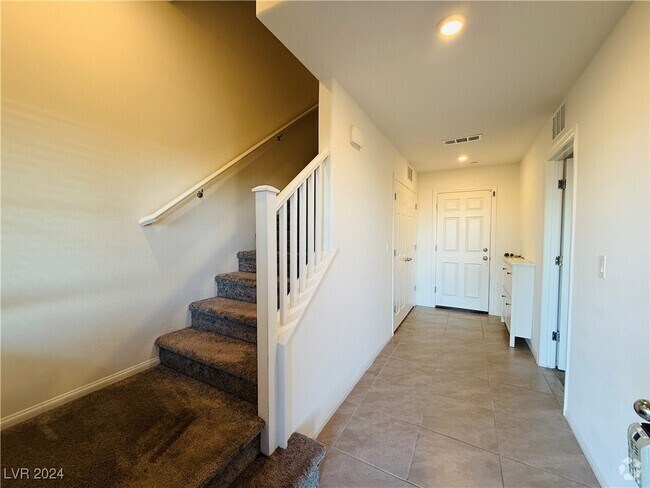 Building Photo - 538 Ylang Pl Rental