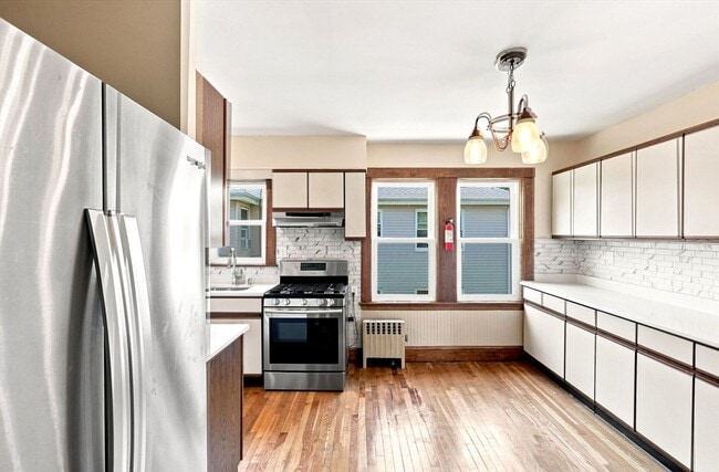 23-25 Suncrest Rd Unit 2