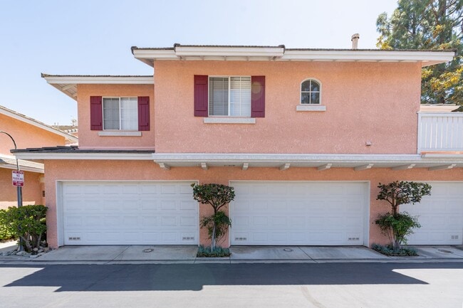 Building Photo - 3-bedroom, 2.5-bath condo nestled in the prestigious Terra Vista community of Rancho Cucamonga Unit D