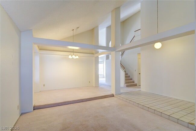 Photo - 217 S White Cloud Cir
