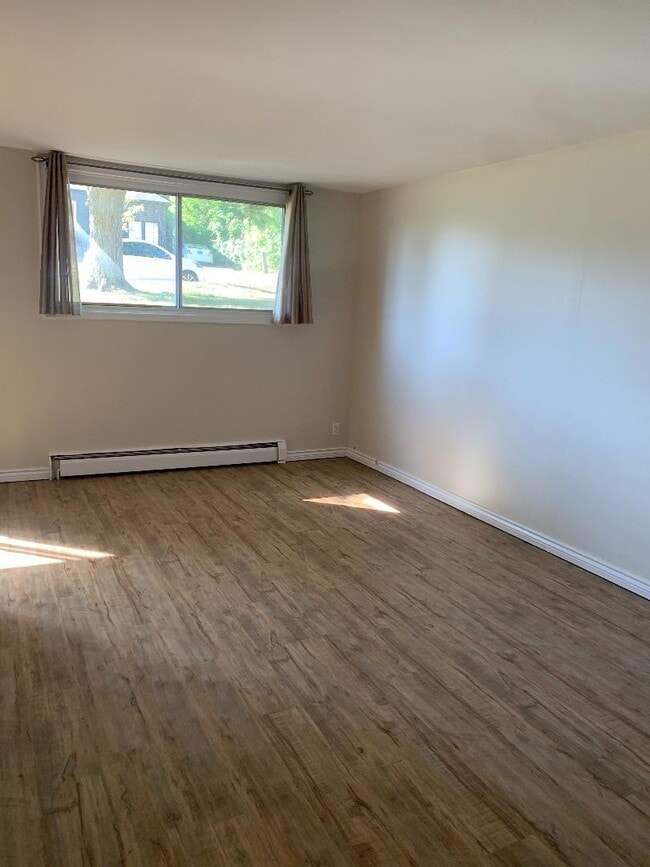 Photo - 206 Heiman St Unit 2