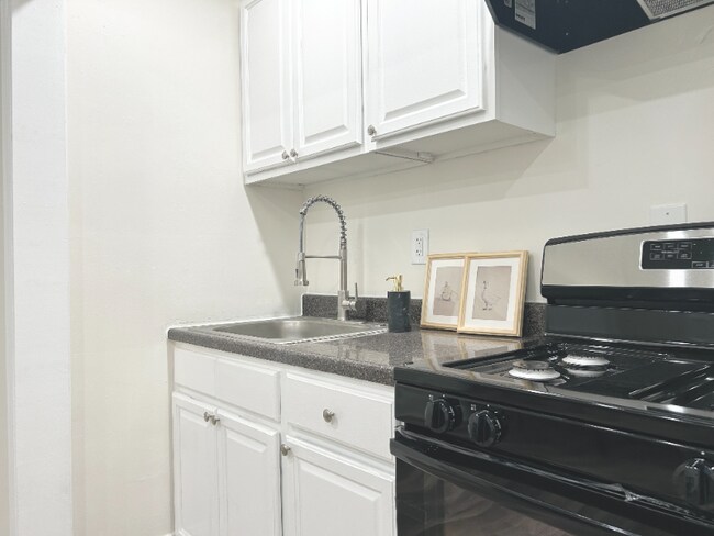 Photo - 21 Willoughby St Unit A4