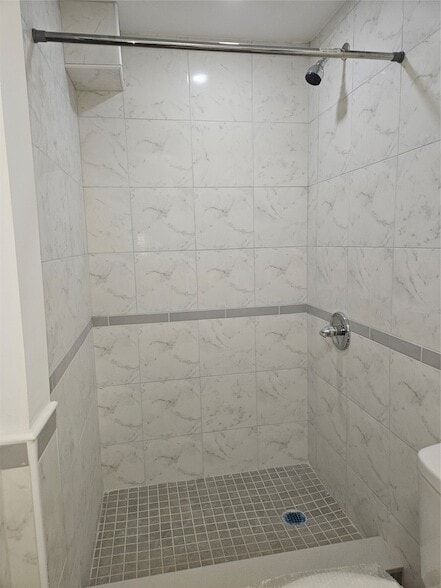 Photo - 120 Henry St Unit 3