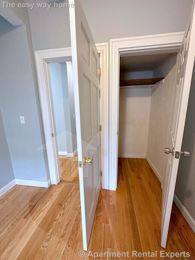 Photo - 295 Windsor St Unit #1