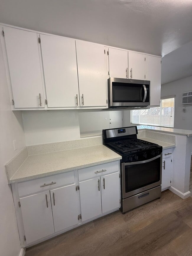Photo - 2231 Hauser Blvd