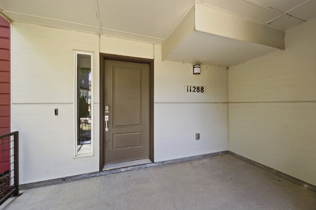 Photo - $2,495.95, Two Bedroom, 2.5 bathroom Townhome in Broomfield