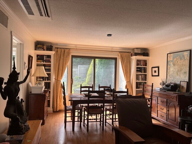 16 Heritage Cir Unit 16a Heritage Circle