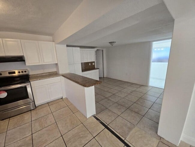 Photo - 5431 NW 30th Ave