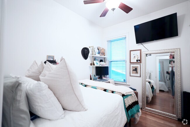 Building Photo - 257 E St Unit 1 Rental