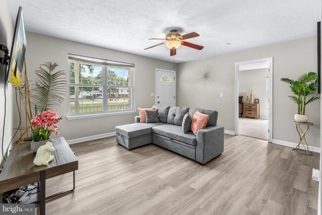 Photo - 11102 Greenwell Place