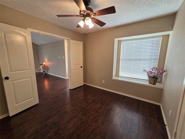 Photo - 4203 Spinks Creek Ln