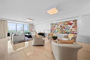 Photo - Northeast 183rd Lane, Aventura, FL 33160 -...