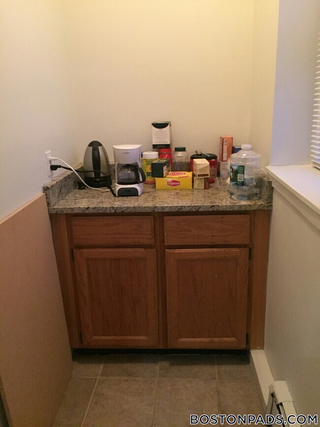 Photo - 1426 Commonwealth Ave Unidad 5