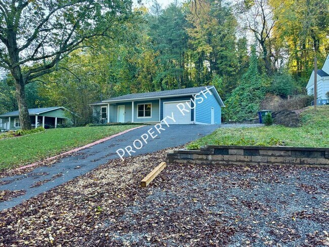 Photo - 1110 Fernway Cir