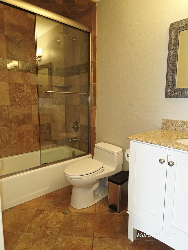 Photo - 1625 Larimer St