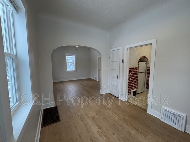 Photo - 711 Wyoming Ave