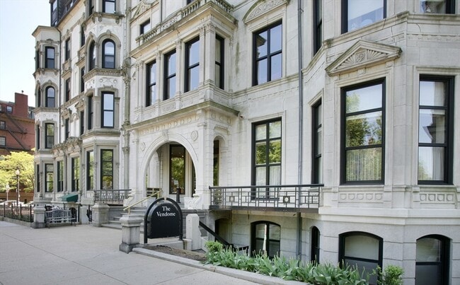 Photo - 160 Commonwealth Ave Condo Unit 407