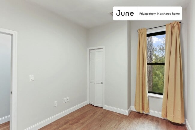 Photo - Room in Shared 4 bed/1 bath home Unit C