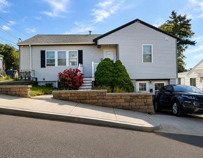 Building Photo - 41 S Irving St Unit A