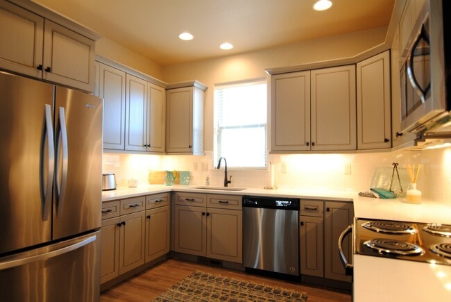 Photo - 1712/1714 Danny Boy Ln. Duplex Unit 1714