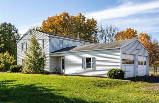 Photo - 4191 Walworth-Ontario Rd