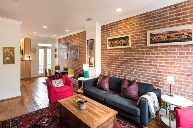 Photo - 2518 I St NW