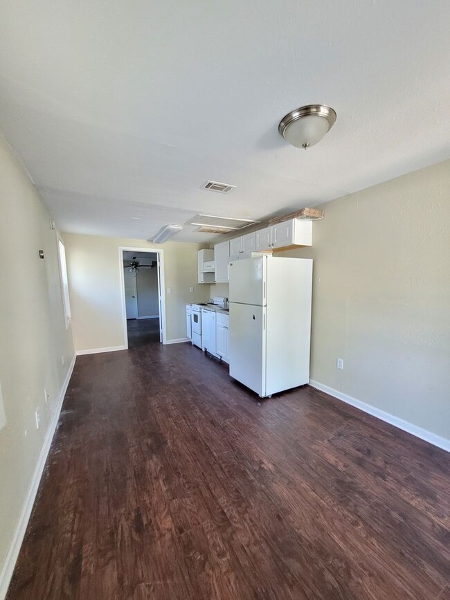 Photo - 1009 N J St Unidad A