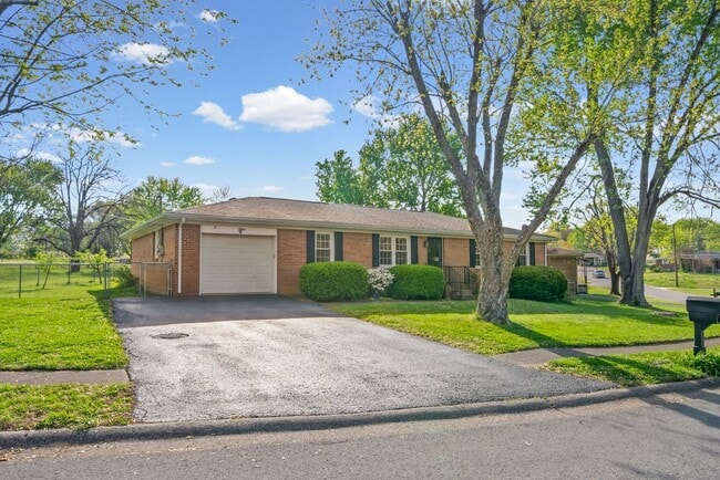 Photo - 3611 Bahama Dr