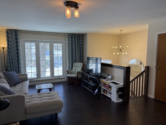 Photo - 531 Hillside Ave