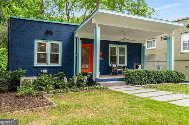 Photo - 830 Belgrade Ave NE