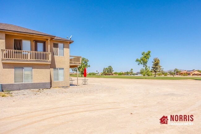 Photo - 8550 W Monaco Blvd Unidad #A (556)