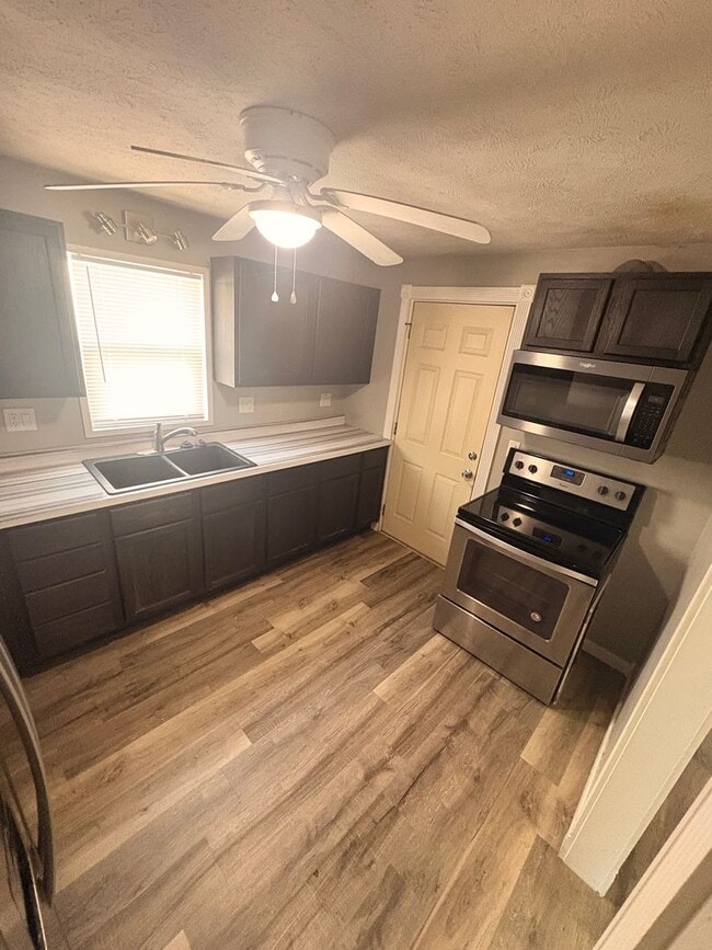 Building Photo - Cornbread Road Houses Unit 9012