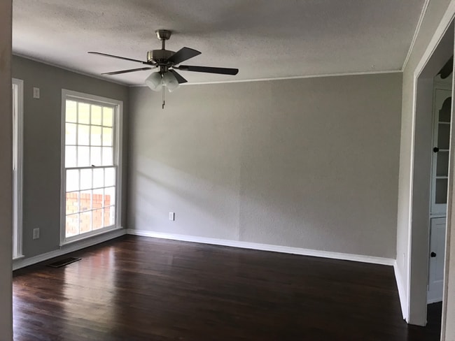 Photo - 2129 W Lotus Ave