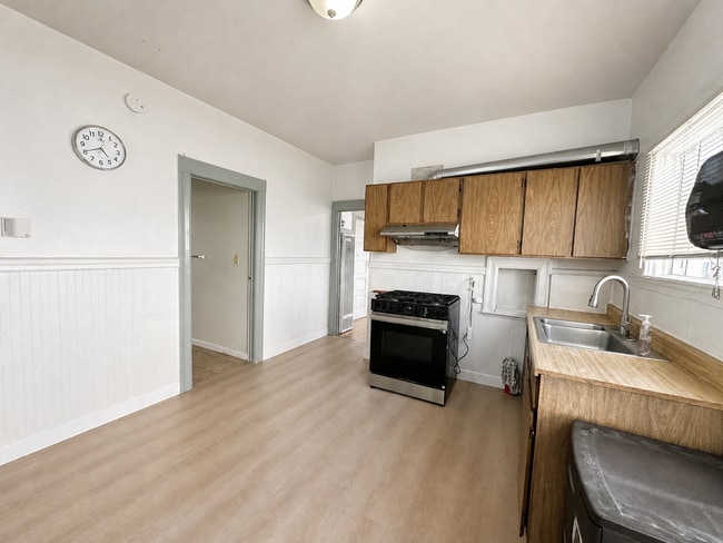 Photo - 1630 8th Ave