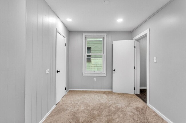 Photo - 4 Bed 2 Bath - Newly updated Shadyside home