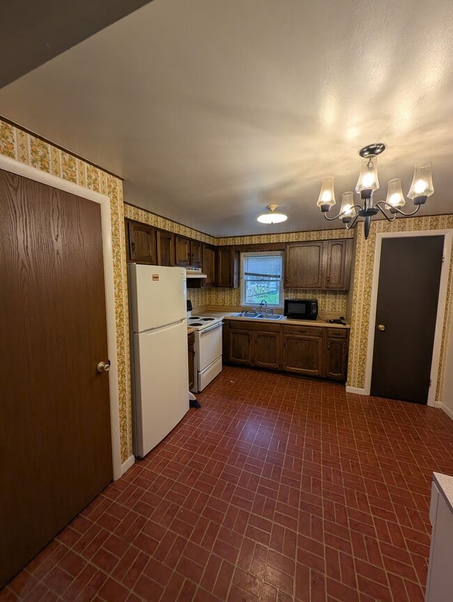 Photo - 2110-2110 Hollingsworth St Unit 2108B Hollingsworth Street