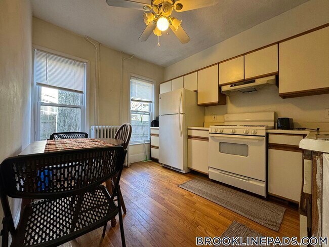 Photo - 35 Harvard St Unit 1