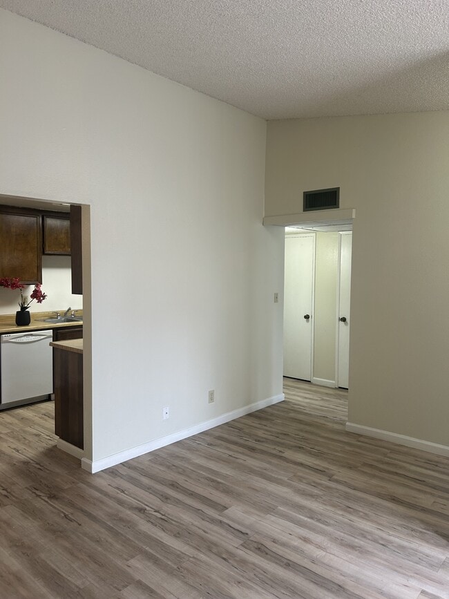 Photo - 1313 Floyd Ave