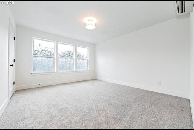 Photo - 617 N Lombard St