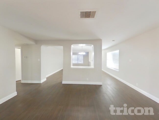 Photo - 14727 Bending Point