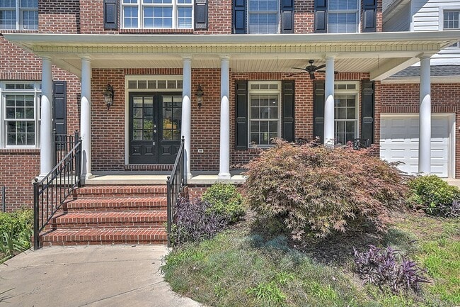 9 Wayland Ct