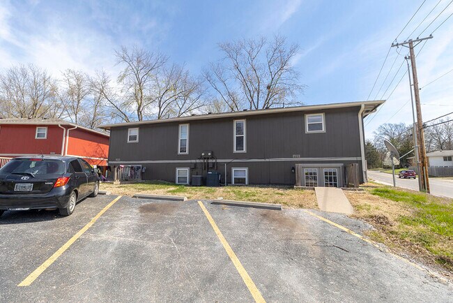 Photo - 203 Wheaton Ct