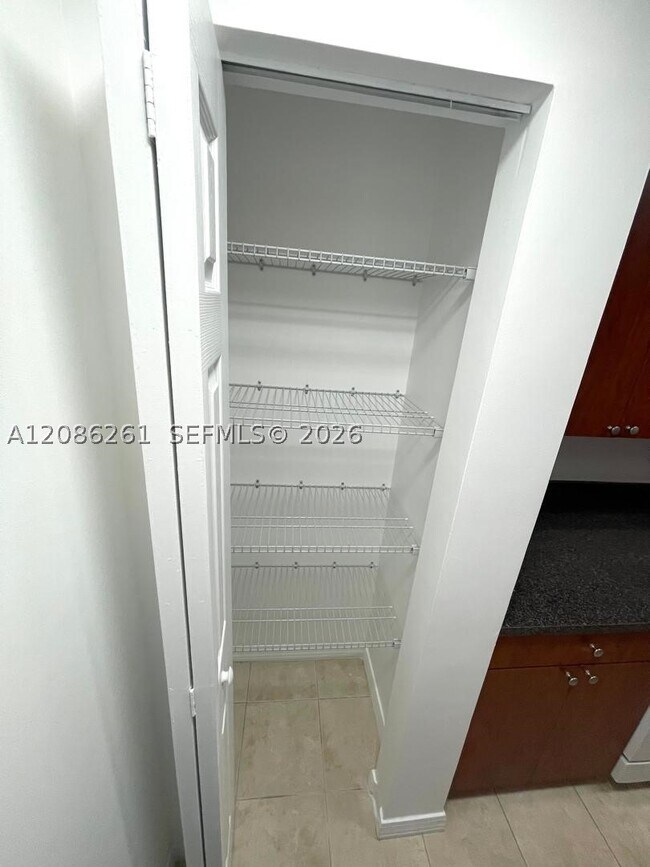 Photo - 115 SW 11th St Unit 704