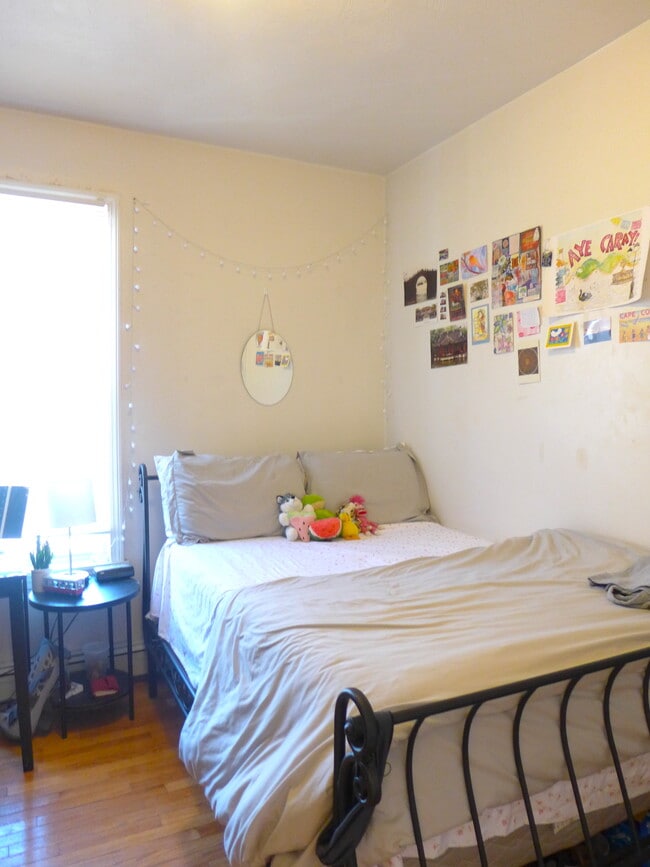 Photo - 812 Parker St Unit 3