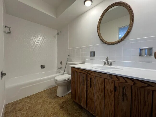 Building Photo - 2300 N Harlem Ave Unit 2300 North Harlem Avenue